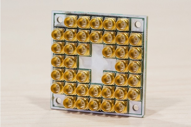 Intel qubit