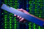 Intel Ruler SSD 32 To