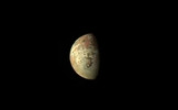 En survolant la lune Io de Jupiter, la sonde Juno en dévoile les secrets tourmentés