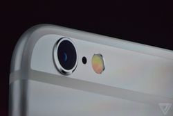 iPhone 6S iSight