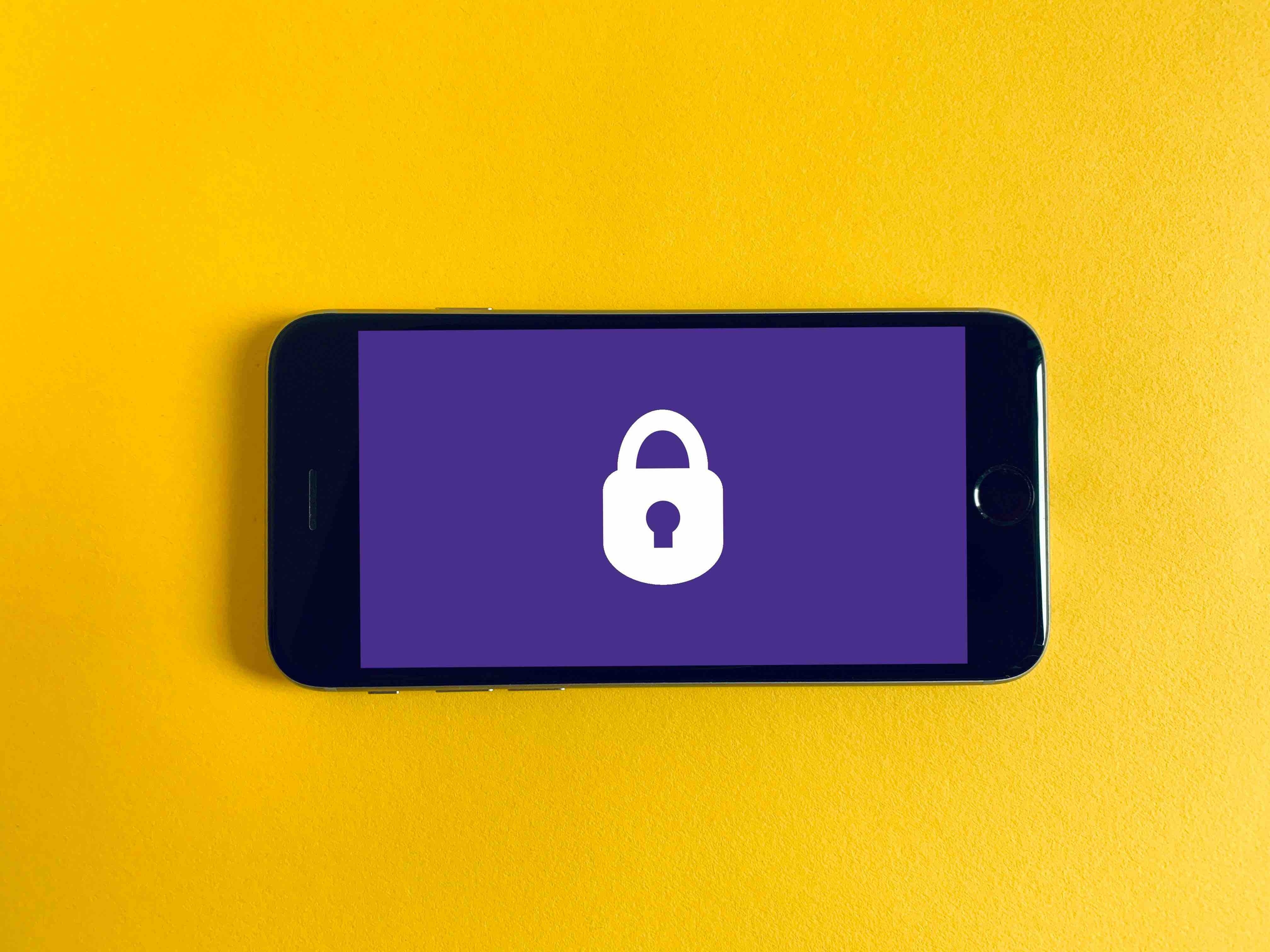 iPhone block? chains.