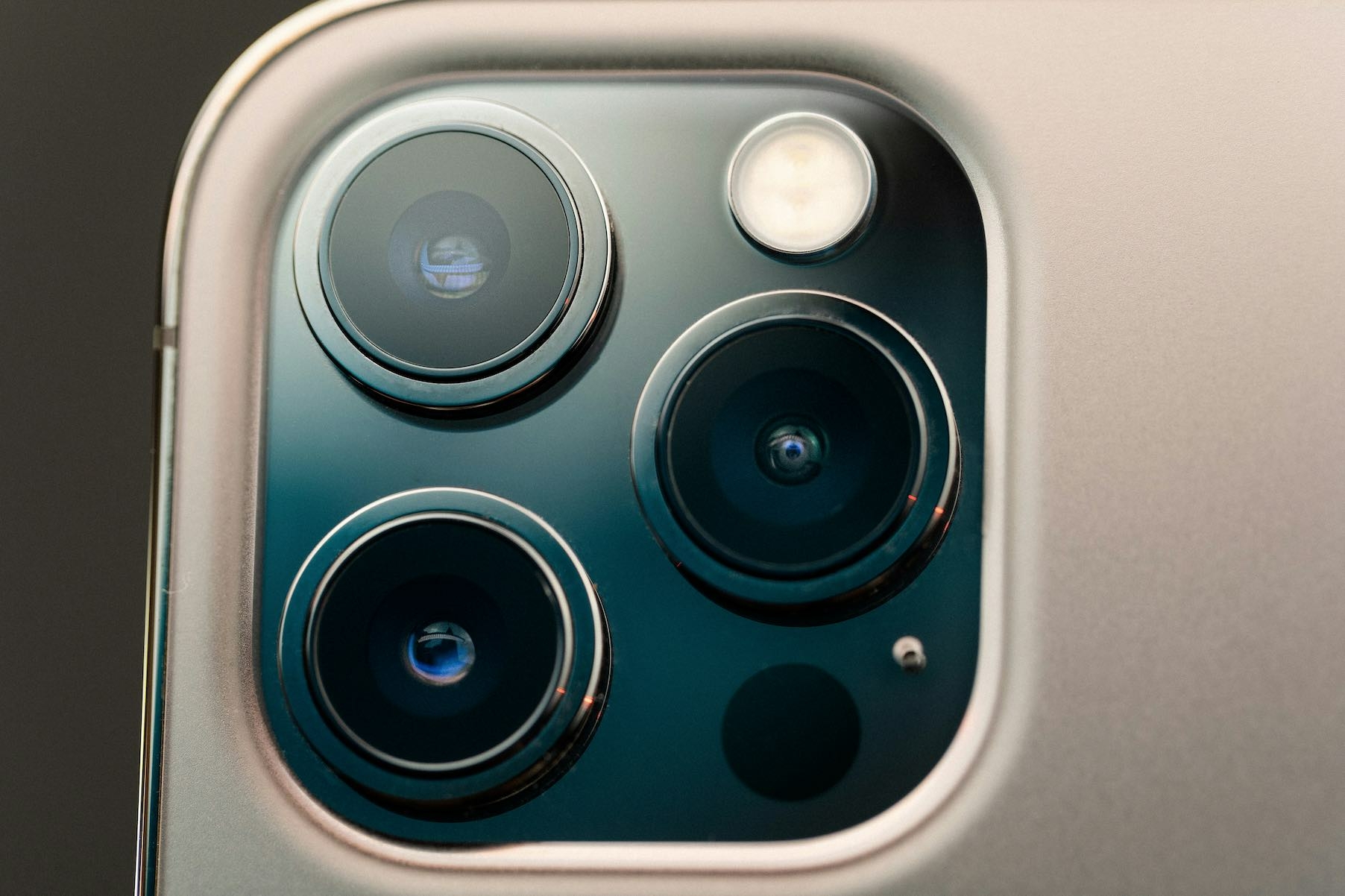 iPhone photo lenses