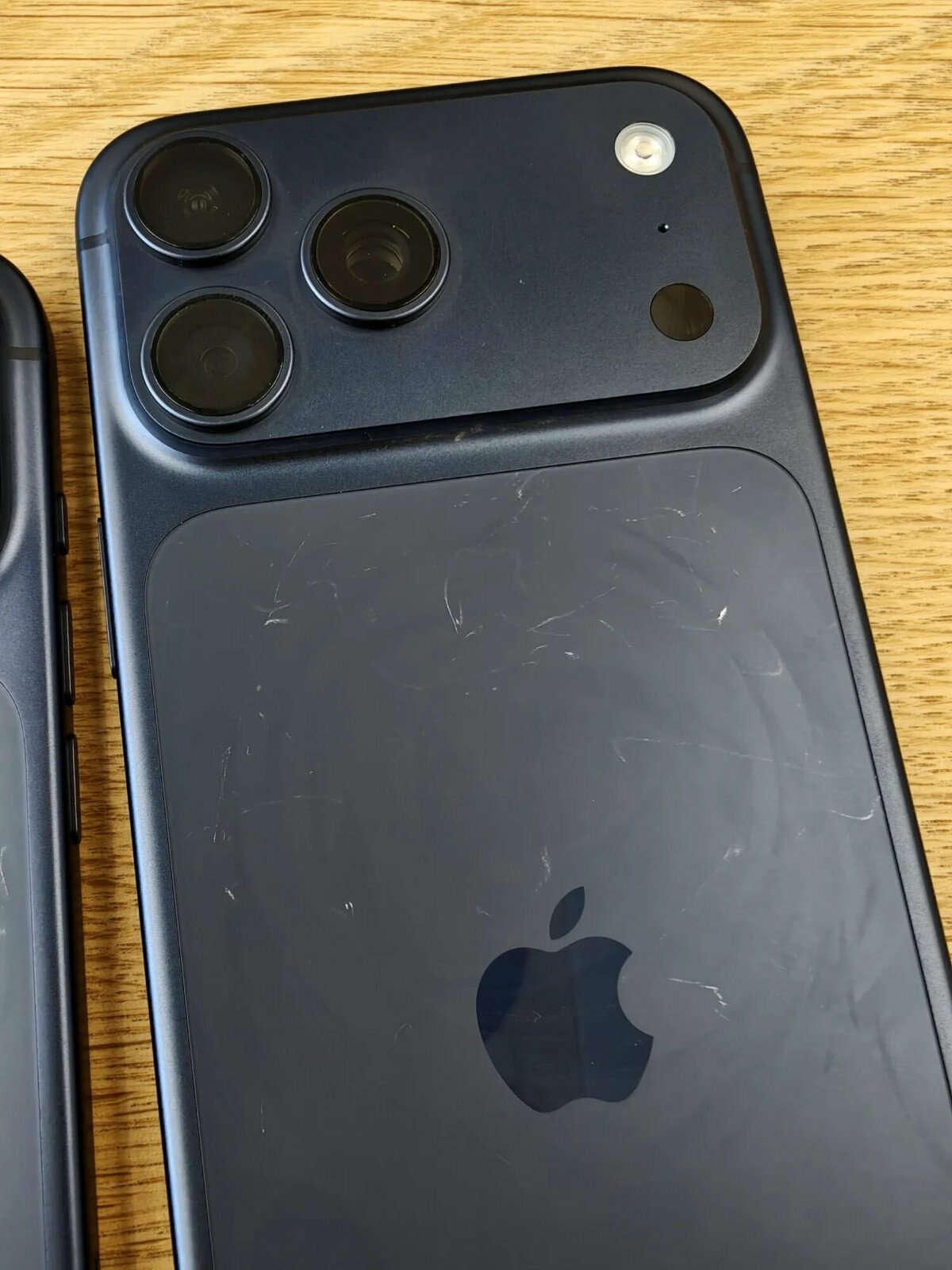 iPhone rayures 02
