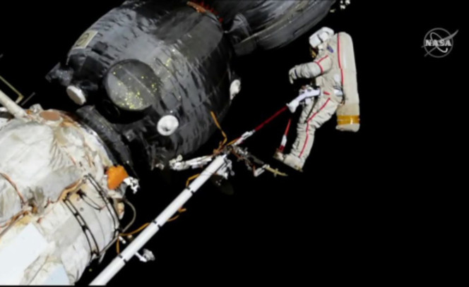 iss-sortie-extravehiculaire-nasa