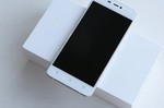 IUNI N1 (1)