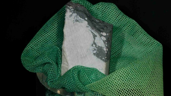 jadarite (2)