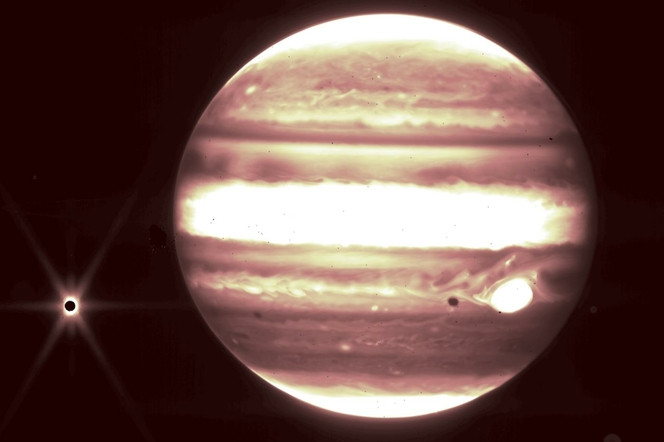 James Webb nous livre une vue inÃ©dite de Jupiter et ses lunes
