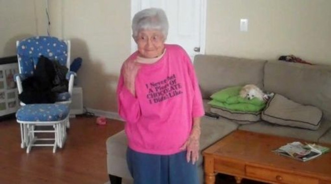 Just Dance 2 - mamie 97 ans