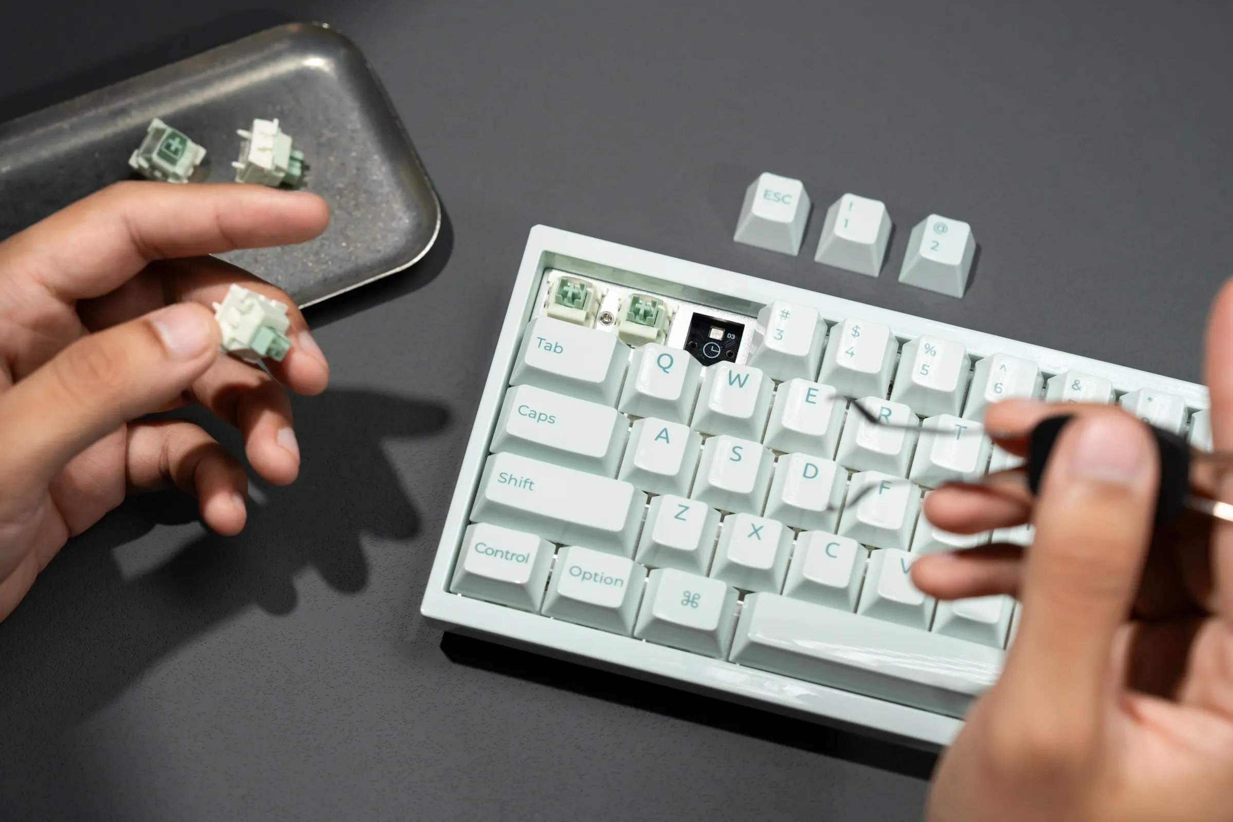 Keychron-Q16-01