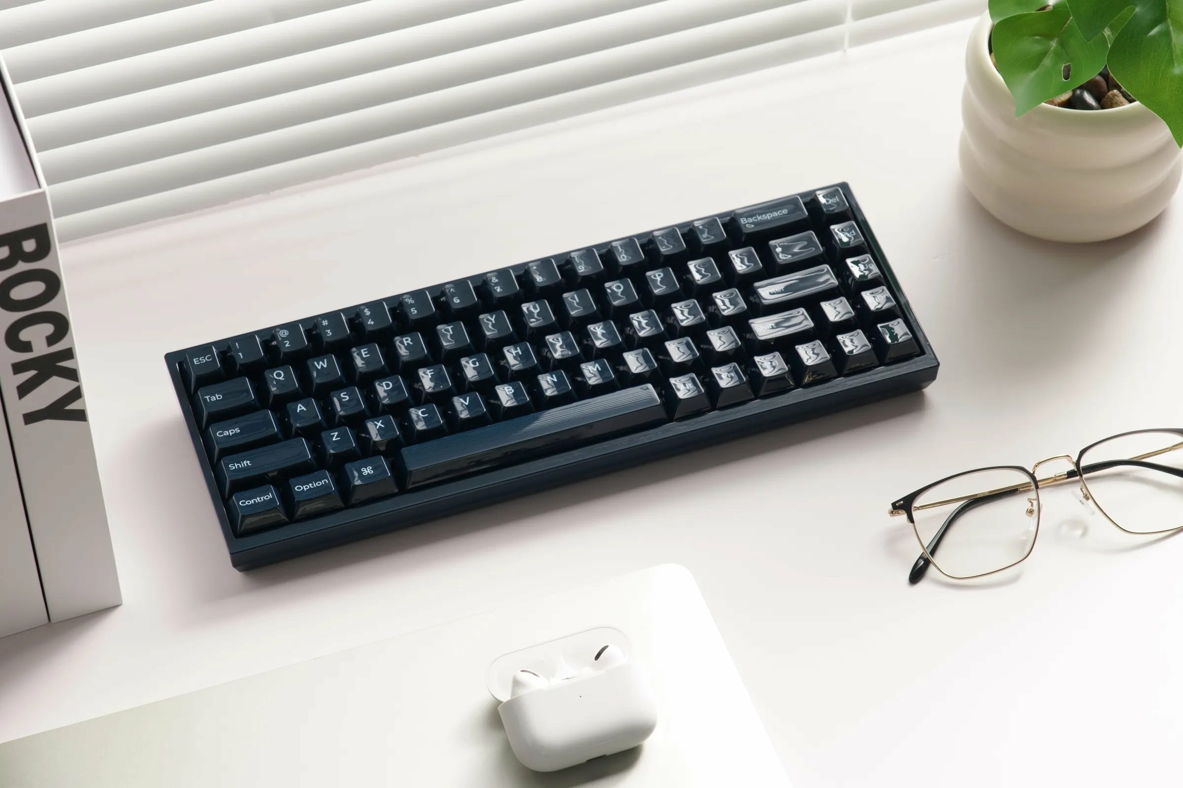 Keychron-Q16-02
