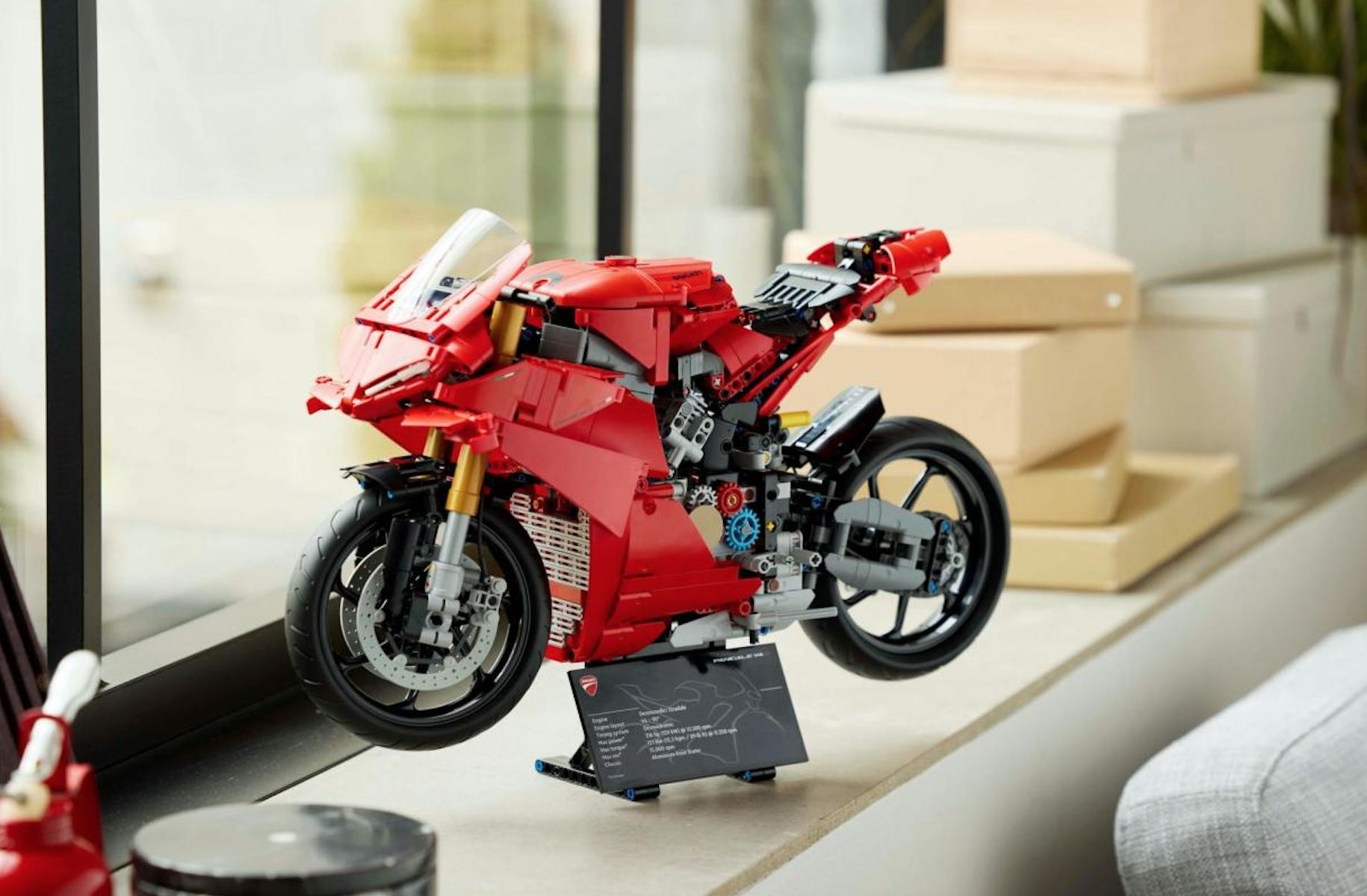 LEGO Technic 42202 - Motorrad Ducati Panigale V4 S