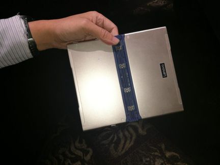 Lenovo tablette repliable dos