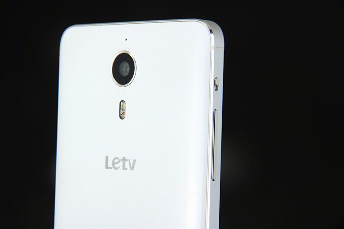 Letv One X600 arriere
