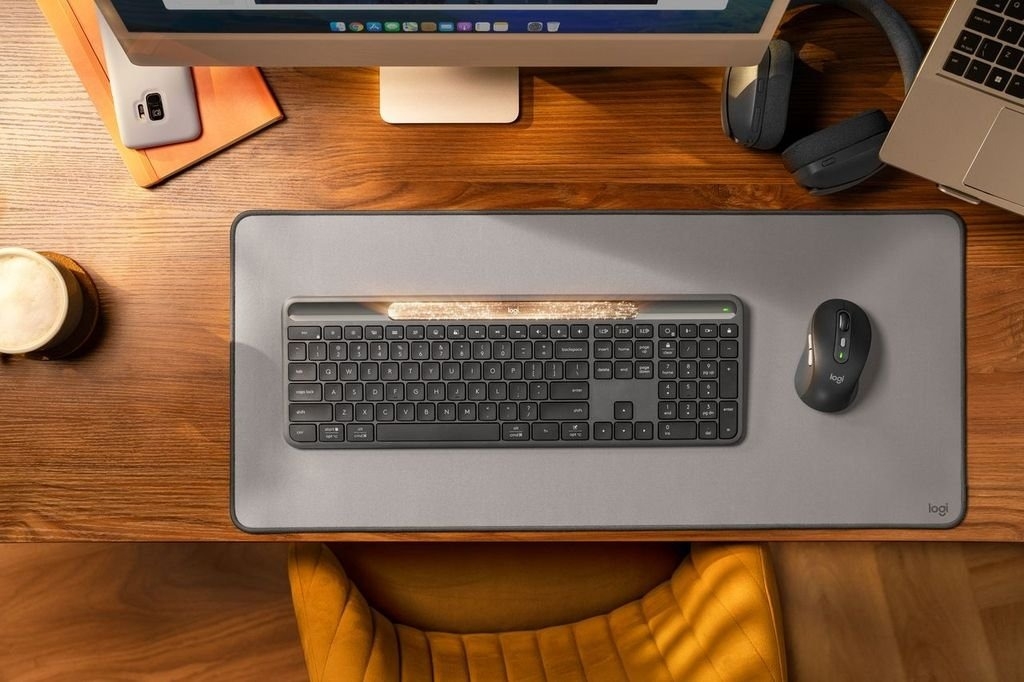 Logitech K980 solaire 05
