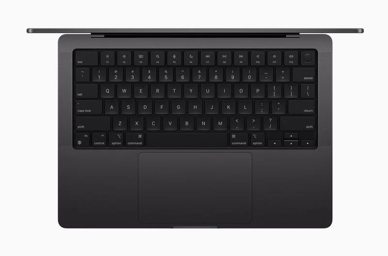 MacBook Pro M3 noir sidÃ©ral