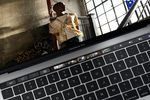 Macbook pro touch bar