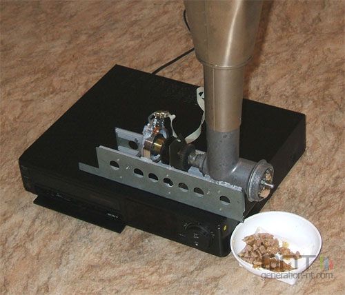 Magnetoscope programmabol pour chat