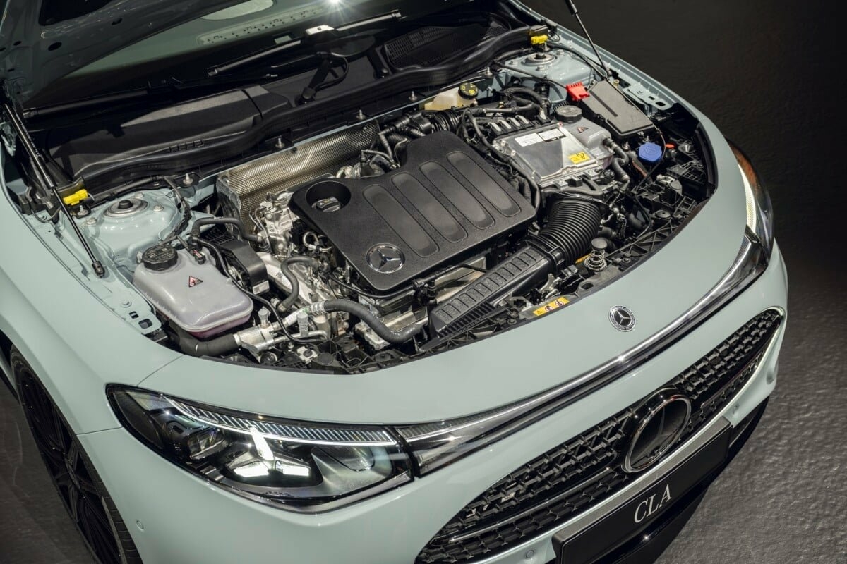 Mercedes CLA Hybride 01