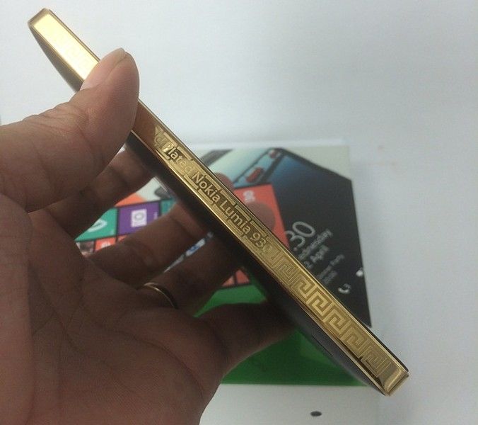 Microsoft Lumia 930 gold 4