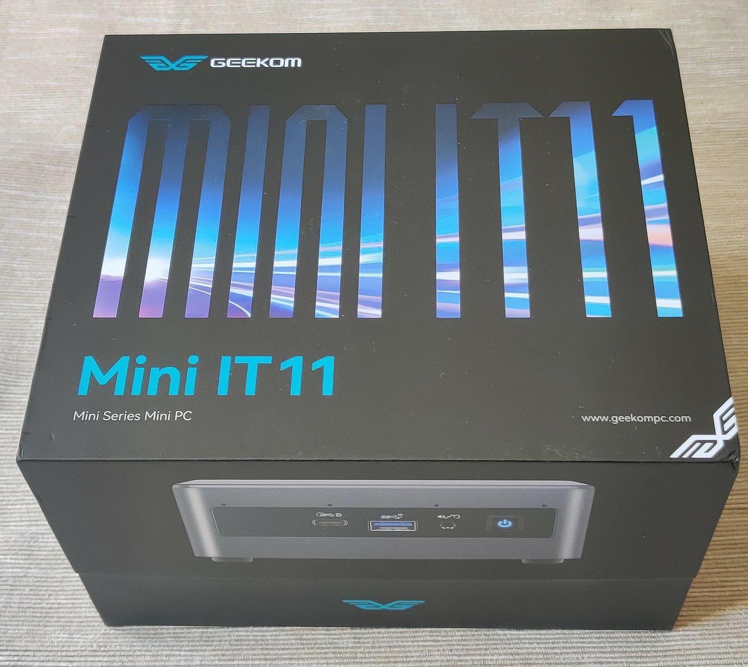 Mini-PC GEEKOM Mini IT11 - boite