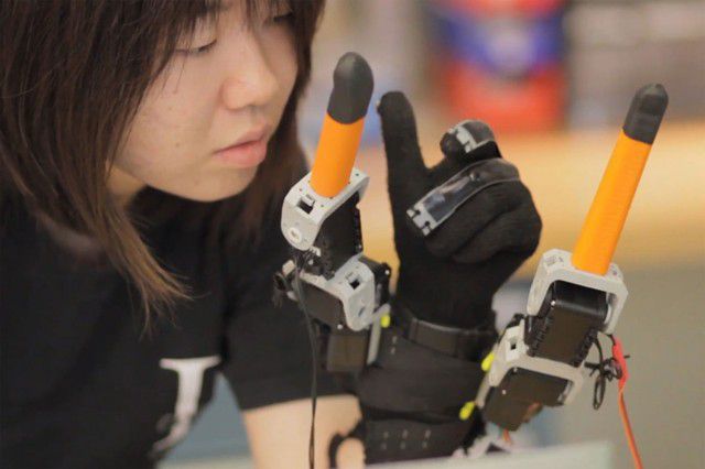 MIT gant robotique