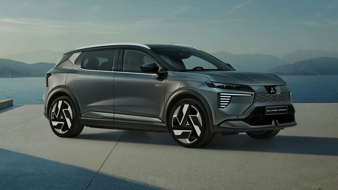 Mitsubishi Eclipse Cross 04