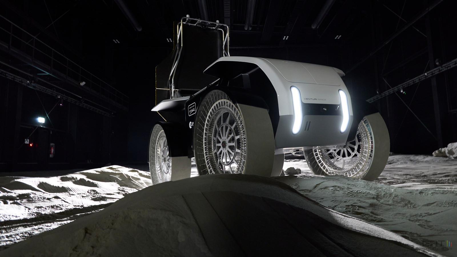 Mona Luna rover lunaire