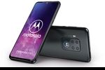 Motorola One Zoom 01