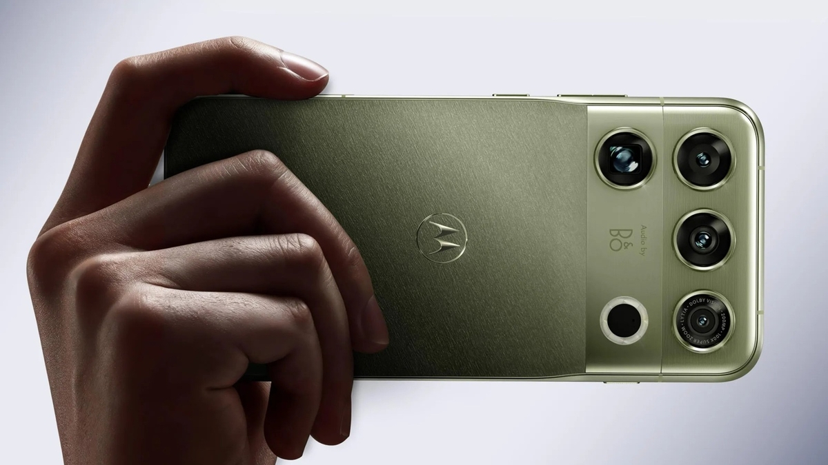Motorola Signature 27 : le premier smartphone à embarquer la puce Snapdragon 8 Elite Extreme Gen 6