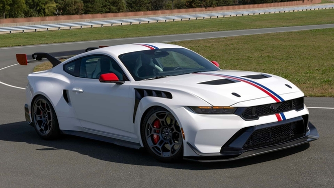 Mustang GTD 02