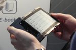 MWC 2008 Polymer Vision Readius 03