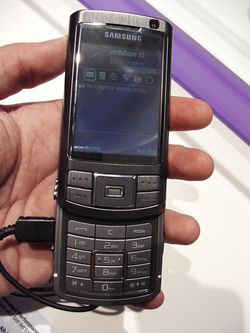 MWC 2008 Samsung G810 03