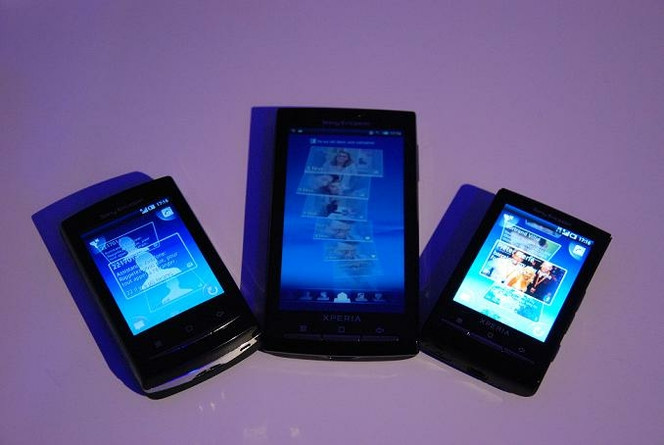 MWC Sony Ericsson X10 gamme 02