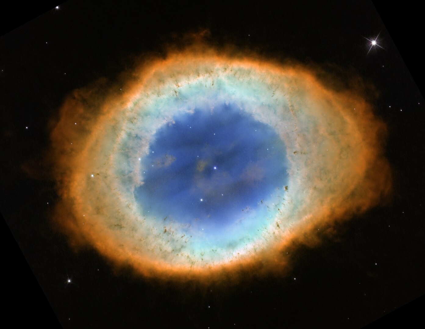 Nebuleuse Lyre anneau ESA NASA Hubble