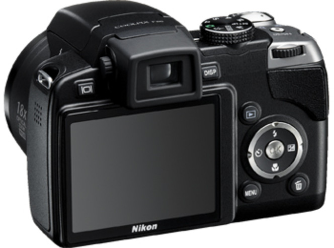 Nikon CoolPix P80 03