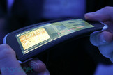 Nokia Kinetic : un mobile, ça peut se plier
