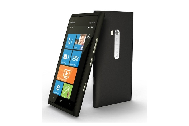 Nokia Lumia 900 01