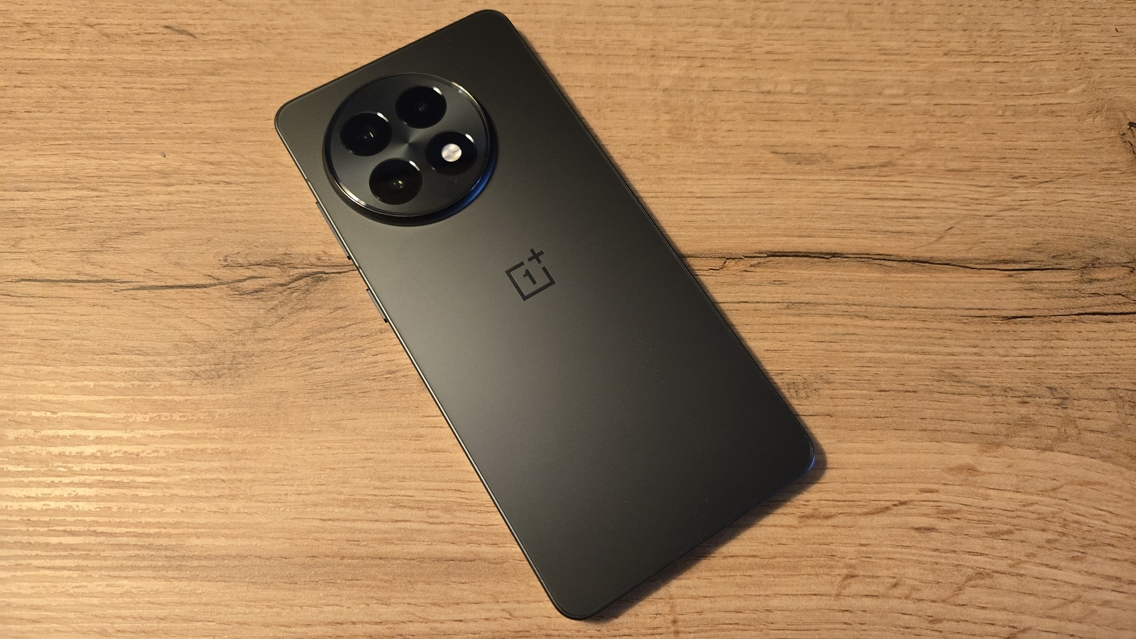 OnePlus 13R dos