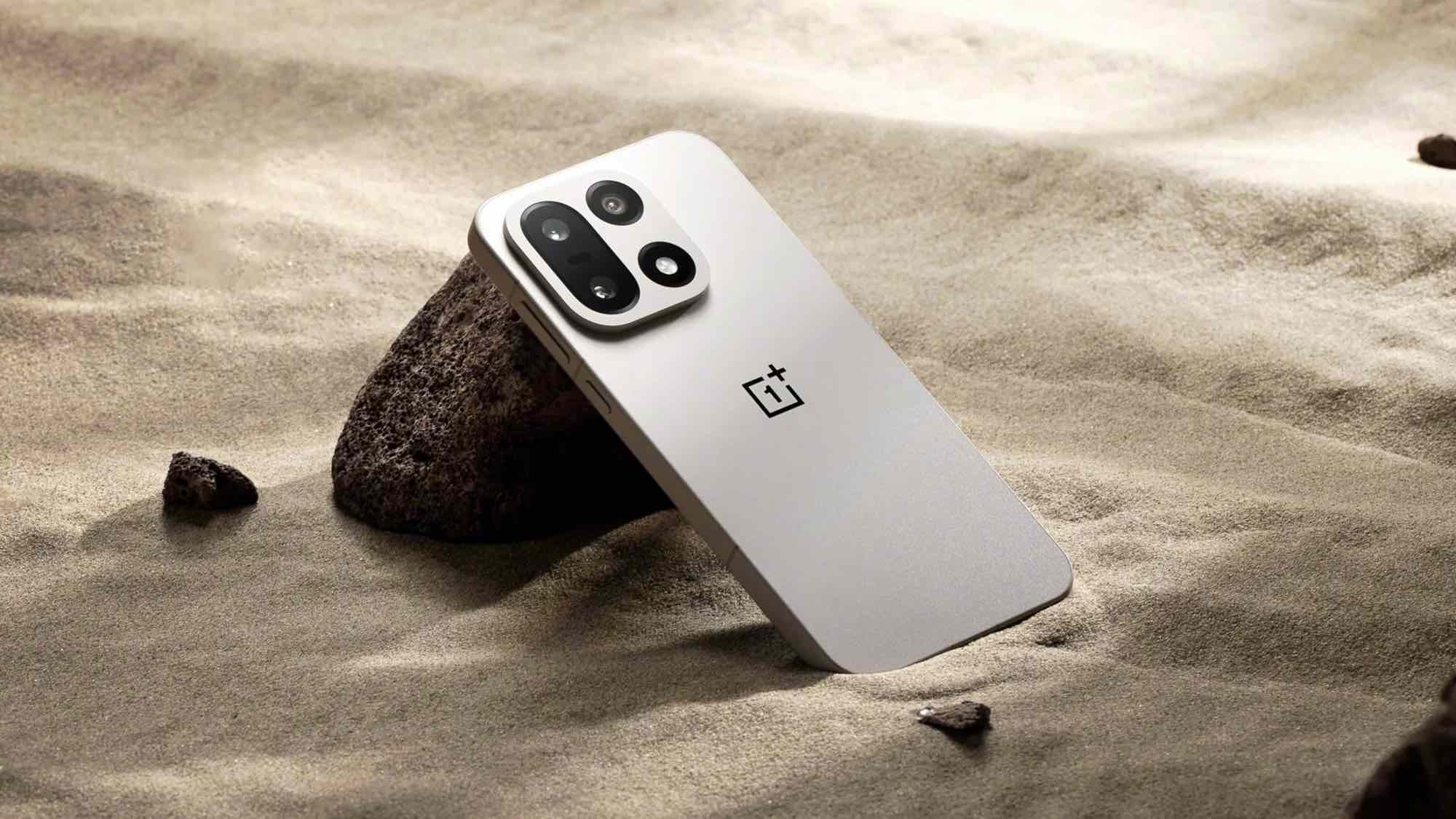 OnePlus 15.