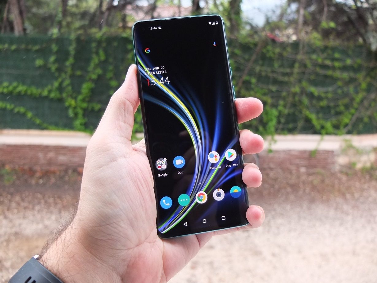 OnePlus 8 Pro face