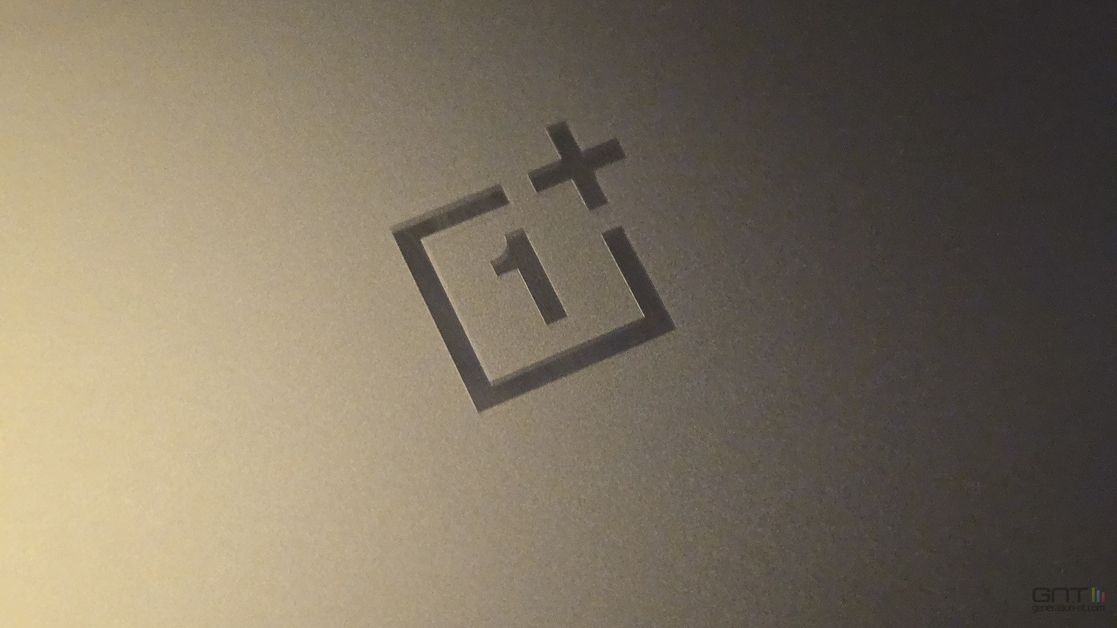 OnePlus logo