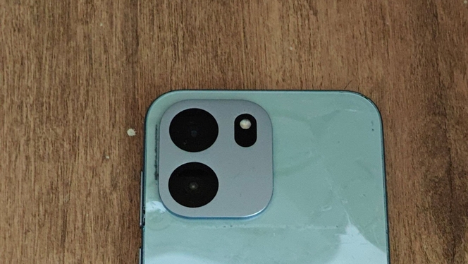 OnePlus Turbo vignette