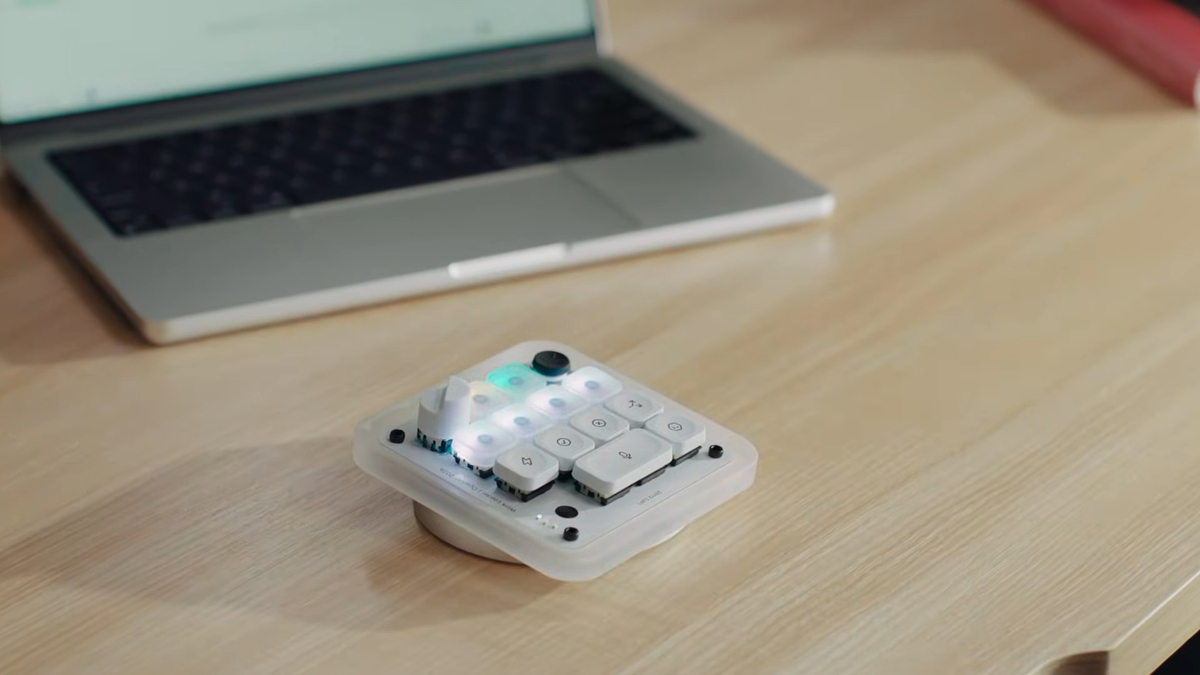 Code X Micro OpenAI lance son premier appareil au nom de Codex Micro