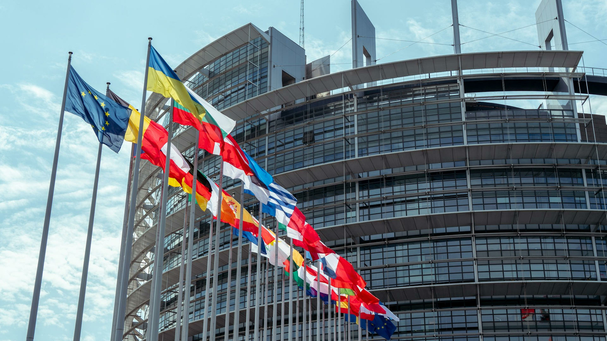 Bruxelles durcit le ton face aux géants de la tech, la guerre commerciale menace