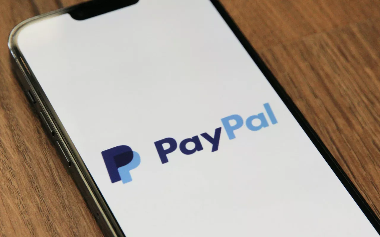 paypal-smartphone