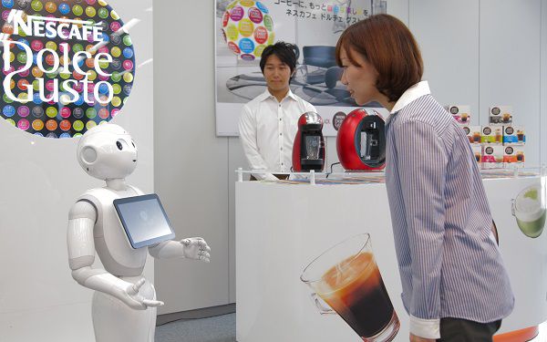 Pepper NestlÃ© robot vendeur japon