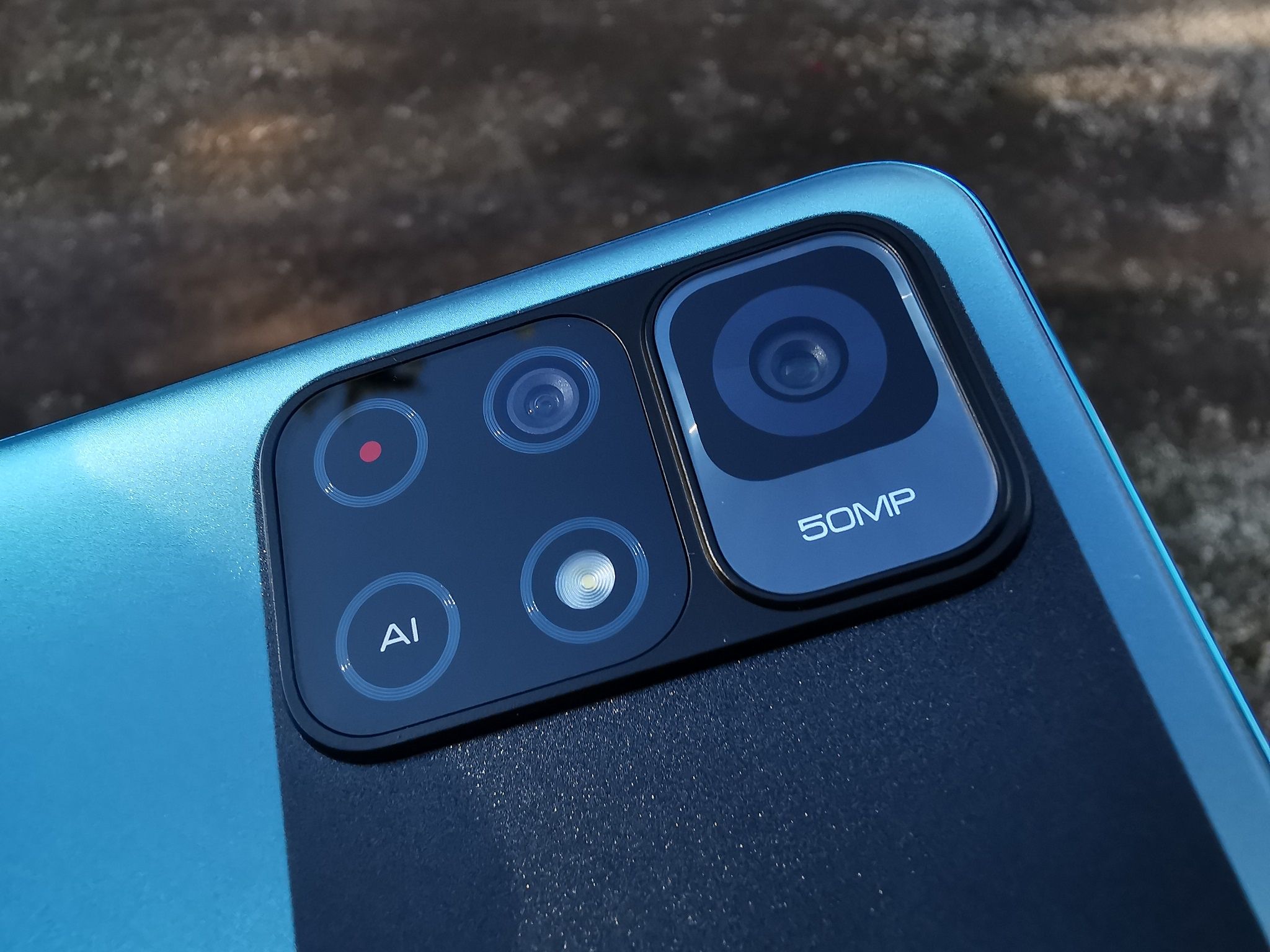 Poco M4 Pro bloc photo 02