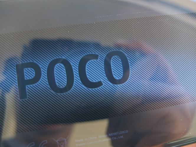 Poco Watch : la premiÃ¨re montre connectÃ©e de la marque en approche en Europe