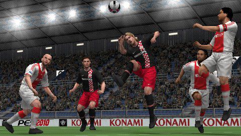 Pro Evolution Soccer 2010 PSP - Image 1