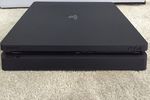 PS4 Slim - 1